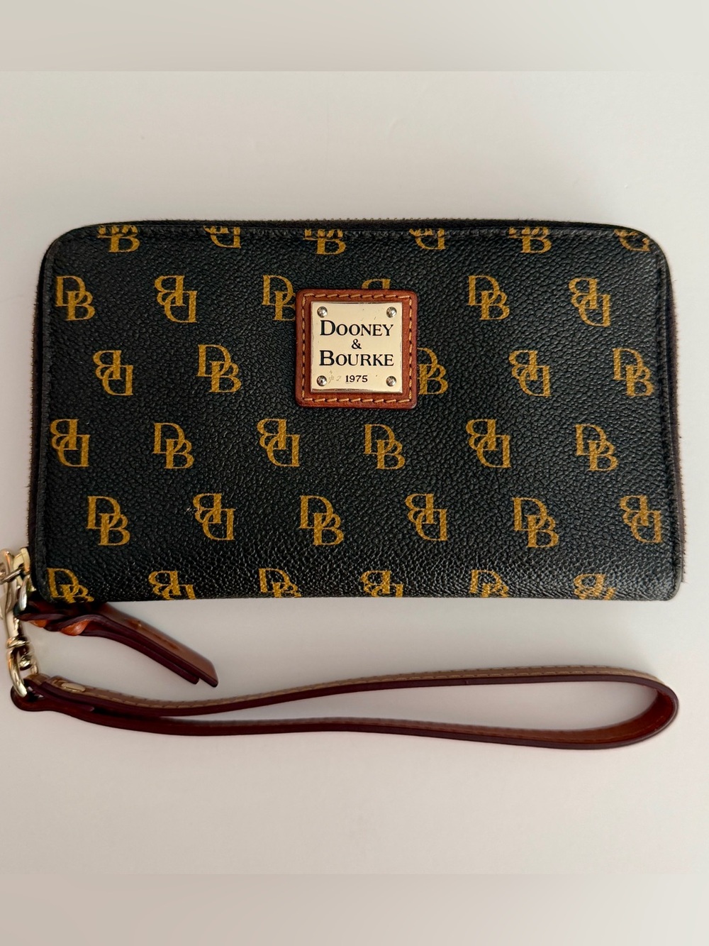Dooney & Bourke DB Monogram Wristlet Wallet